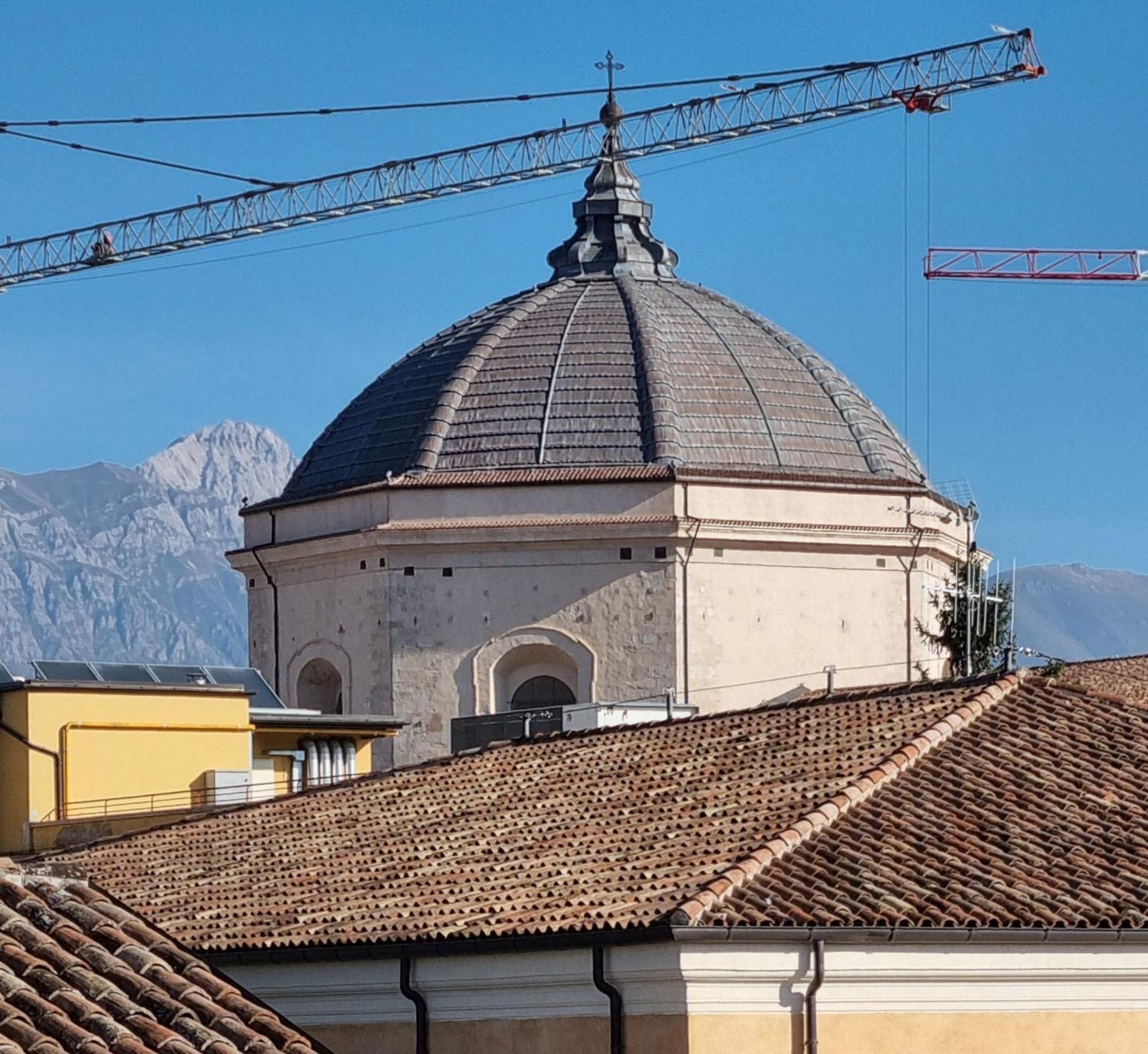 Antica Dimora San Crisante - Centro Storico Daire LʼAquila Dış mekan fotoğraf